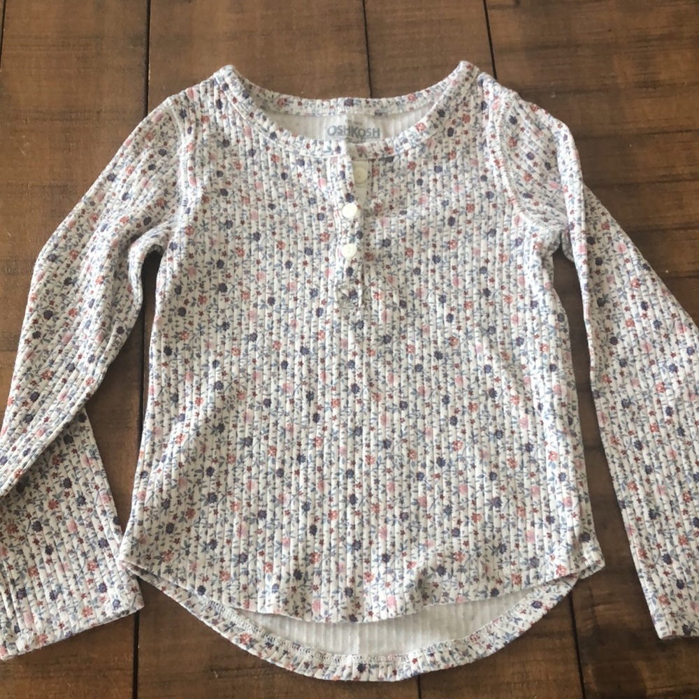 Adorable Spring & Fall outfit - Picture 2 of 8
